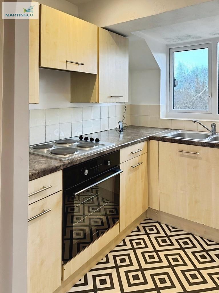 Longworth Sale kitchen
