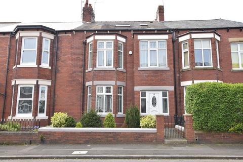 5 bedroom terraced house for sale, Sea View Gardens, Roker