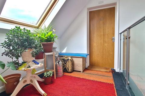 2 bedroom flat for sale, Sedgemoor Way, Glastonbury, BA6