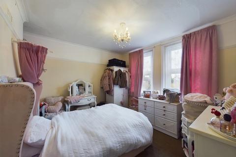 2 bedroom apartment for sale, Surrenden Road, Folkestone