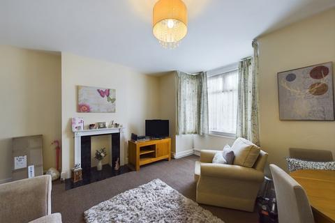 2 bedroom apartment for sale, Surrenden Road, Folkestone