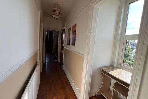 2 bedroom apartment to rent, Northfield Avenue, London W13