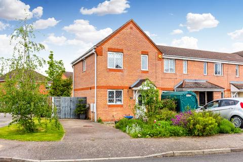 3 bedroom end of terrace house for sale, Daffodil Drive, Rushden NN10