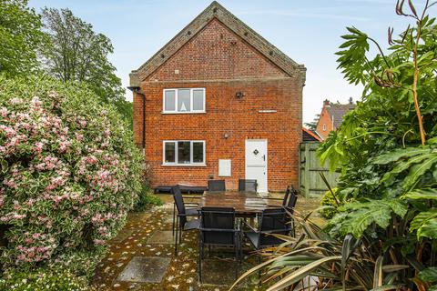 3 bedroom barn conversion for sale, Weybourne