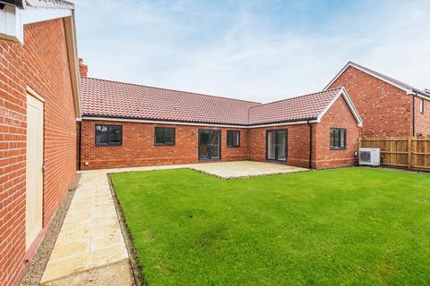 3 bedroom detached bungalow for sale, Detached Bungalow, South East Norwich