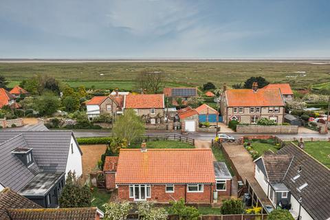 2 bedroom detached bungalow for sale, Blakeney