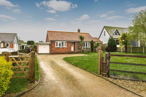 2 bedroom detached bungalow for sale, Blakeney