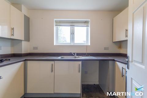 2 bedroom apartment to rent, Foxoak Street, Cradley Heath, B64