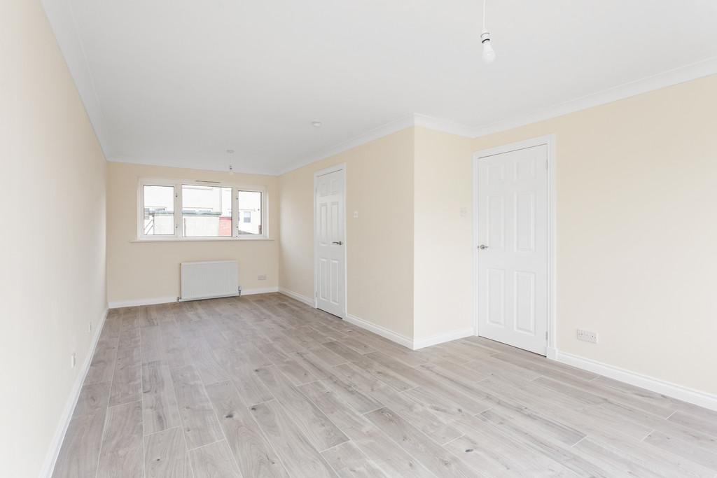 51 Burnside Crescent 04
