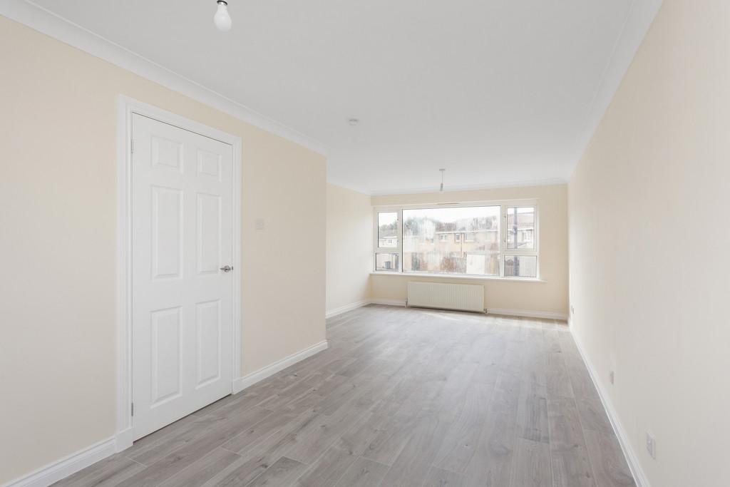51 Burnside Crescent 07