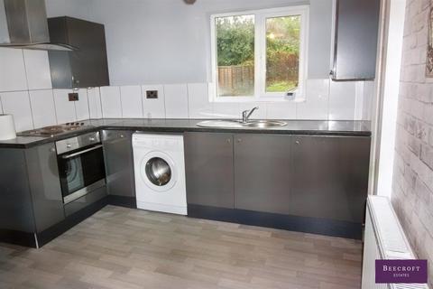 3 bedroom semi-detached house to rent, Lancaster Street, Thurnscoe
