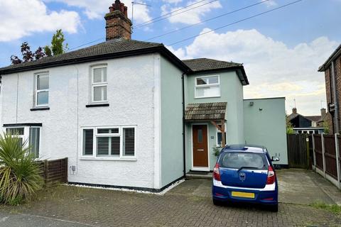 2 bedroom semi-detached house for sale, Queens Road, Burnham-on-Crouch