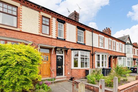 3 bedroom terraced house to rent, Brook Lane, Chester CH2