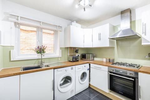 1 bedroom flat for sale, Ludford Close, Croydon, CR0