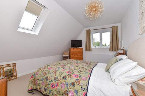 3 bedroom semi-detached bungalow for sale, Lyngs Close, Yalding, Maidstone, Kent