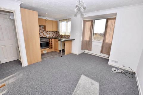 1 bedroom flat to rent, Nutley Avenue, Saltdean, BN2 8EB