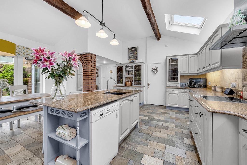 St Helens Road, Ormskirk L39 4 bed detached house for sale £745,000