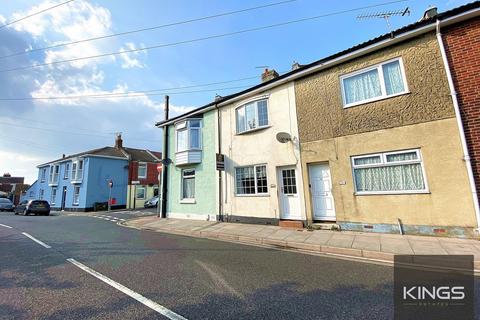 3 bedroom terraced house to rent, St. Georges Road, Southsea