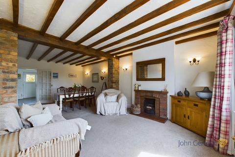3 bedroom terraced house for sale, Ashby Road, Boundary
