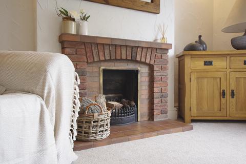 3 bedroom terraced house for sale, Ashby Road, Boundary
