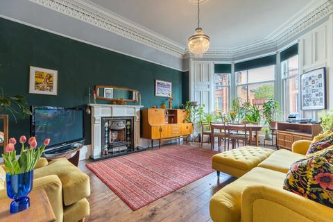 2 bedroom apartment for sale, Leslie Street, Pollokshields, Glasgow