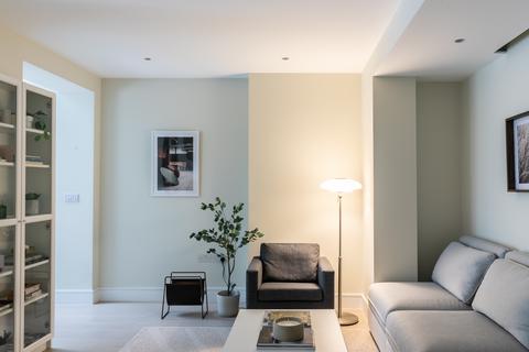 2 bedroom flat for sale, Cornwall Mansions, Kensington Court, London