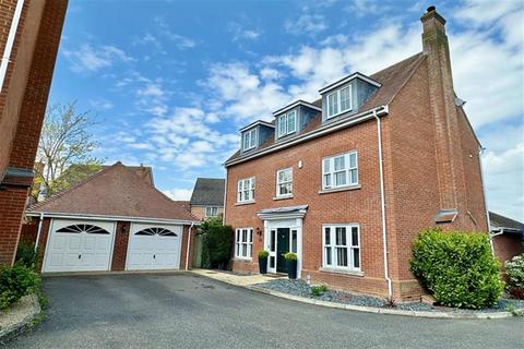 5 bedroom detached house for sale, Quilberry Drive, Braintree, CM77