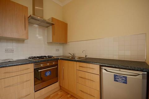 1 bedroom flat to rent, Lillie Road, Fulham, London, SW6