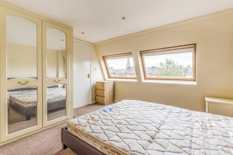 4 bedroom maisonette to rent, Cardozo Road, Hillmarton Conservation Area, London, N7
