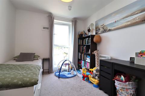 2 bedroom flat for sale, Guildford Road, Surrey GU22