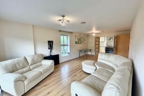 2 bedroom apartment to rent, Godstone Road, Caterham