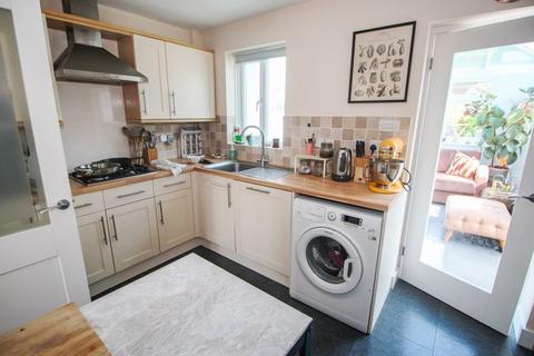 2 bedroom end of terrace house for sale, Woodstock Close, Hedge End, SO30