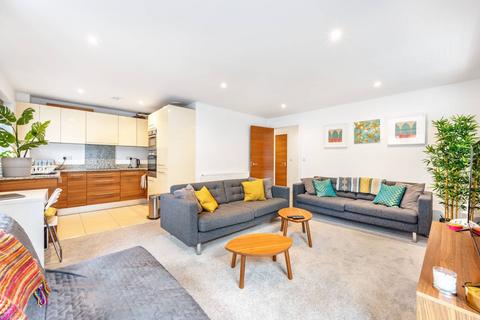 2 bedroom flat to rent, Howard Road, Stanmore, HA7