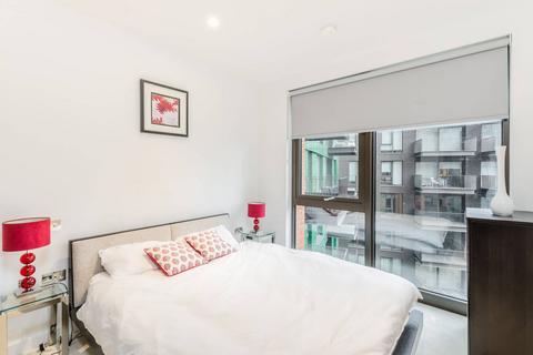 1 bedroom flat to rent, Legacy Gardens, Nine Elms, London, SW11