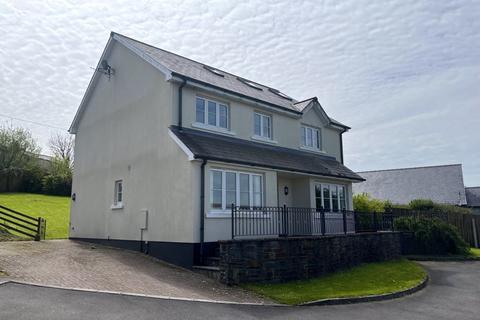 5 bedroom detached house for sale, Glyndwr Close, Llanelly Hill, Abergavenny