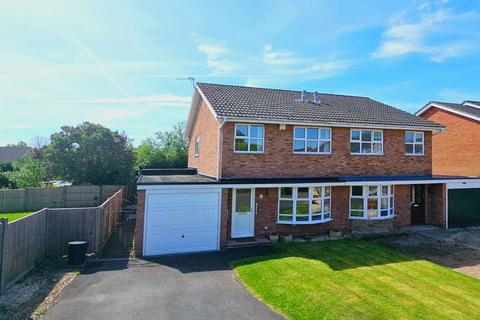 3 bedroom semi-detached house for sale, Alice Close, Hereford HR1