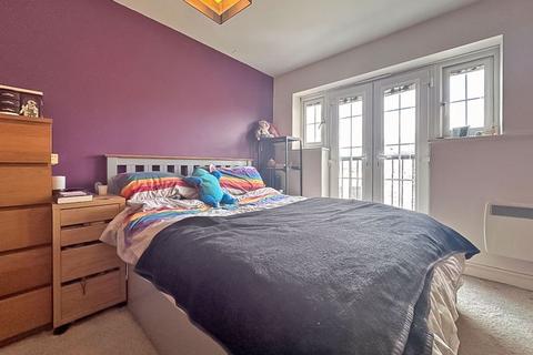 2 bedroom apartment for sale, Carnegie Road, Rowley Regis