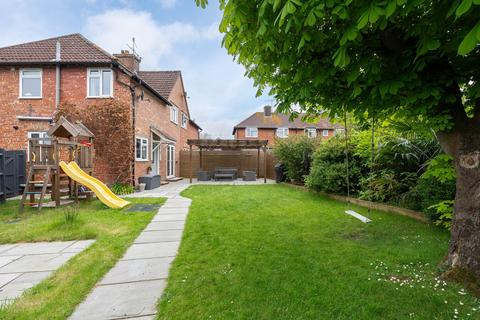 51 Nower Road, Dorking, RH4 3BY
