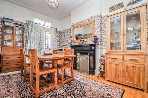 5 bedroom terraced house for sale, Inglis Road, Southsea