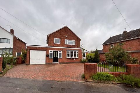 3 bedroom detached house for sale, Hillside, Brownhills, Walsall WS8 7AF