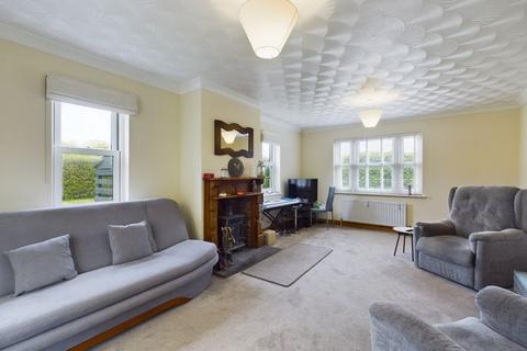 3 bedroom detached house for sale, Threeways, Wainfleet Road, Burgh le Marsh
