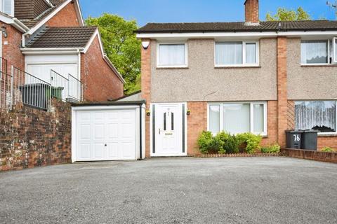 3 bedroom semi-detached house for sale, Plumtree Drive, Exeter