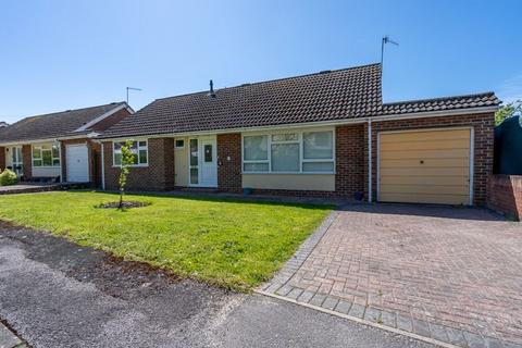 3 bedroom detached bungalow for sale, Meadow Close, Chichester