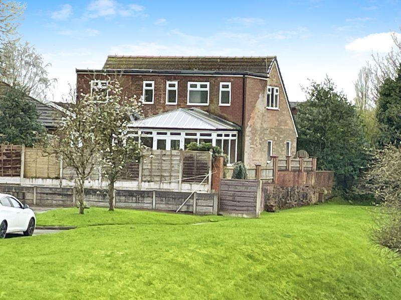Burnley Road, Bury 3 bed detached house for sale £270,000