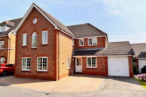 4 bedroom detached house for sale, Meadow Close, Sutton Coldfield, B76 1TU