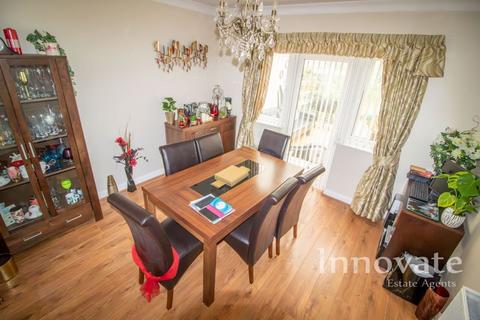 3 bedroom semi-detached house for sale, Forest Road, Oldbury B68