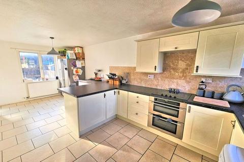 3 bedroom terraced house for sale, Lapwing Close, Gosport PO12