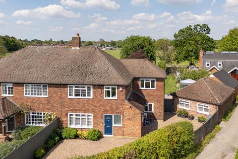 4 bedroom semi-detached house for sale, Broadfields, East Molesey, KT8