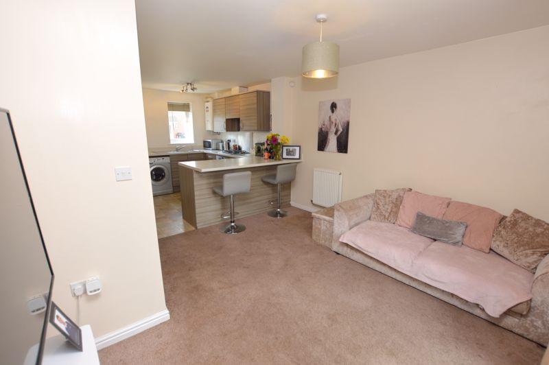 Lounge/Kitchen