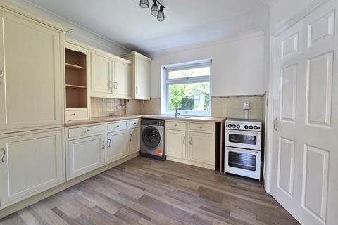 2 bedroom flat to rent, Coval Lane, Chelmsford